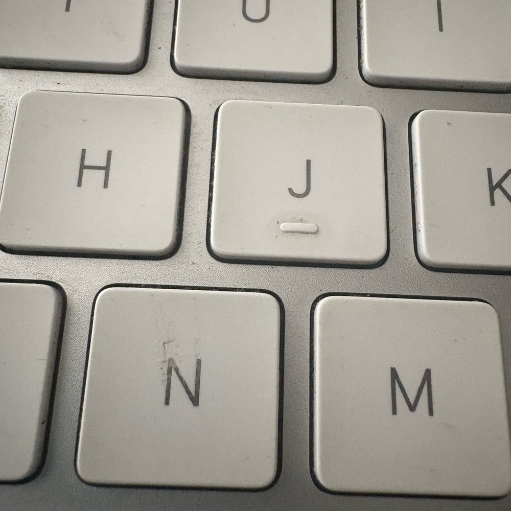 Apple Magic Keyboard - Picture 3 of 8